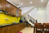 Cho thuê nhà ngõ 125 Bủi Xương Trạch, 33m2, 5 tầng, 3 ngủ, 12 Triệu
